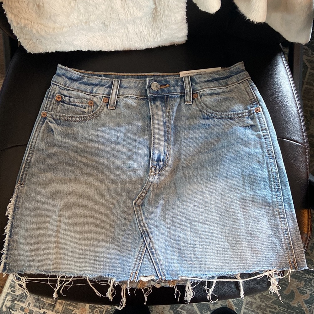 NWT American Eagle Super Hi-rise A-Line Mini Skirt